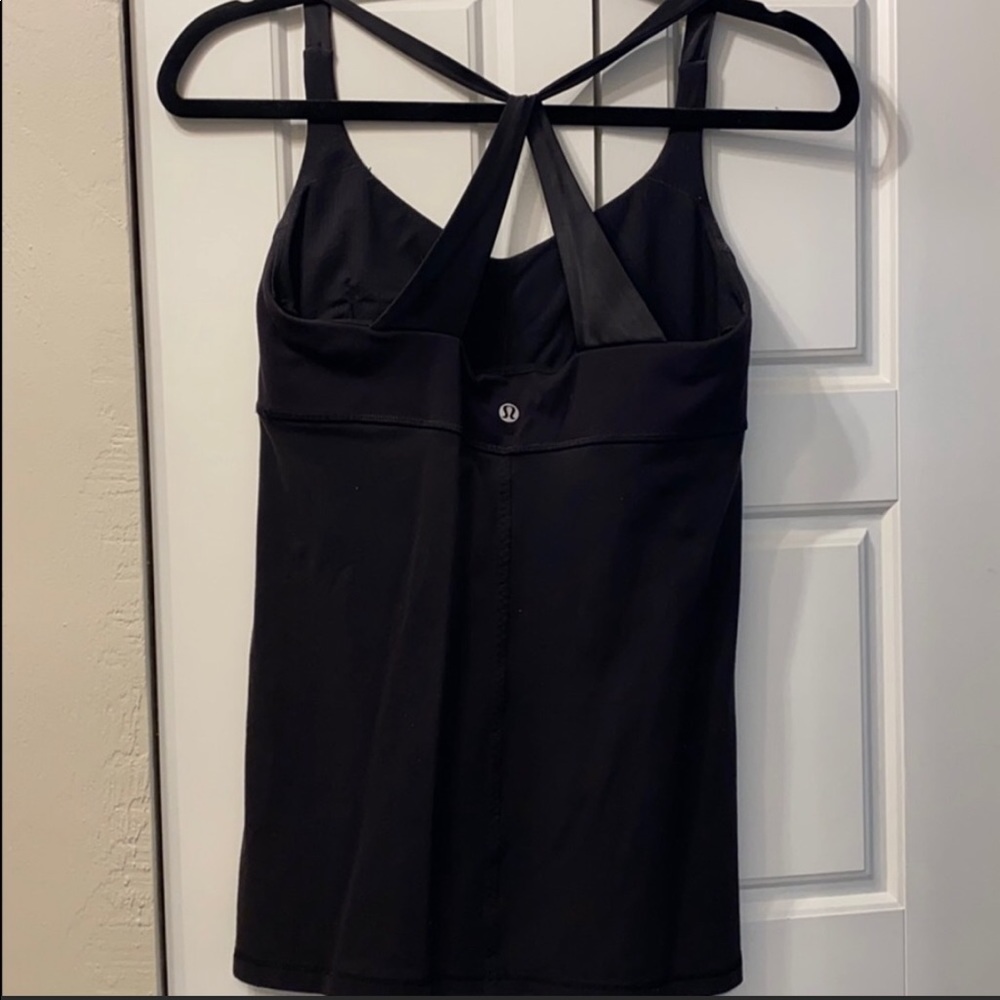 Black Lululemon athletic tank size 8